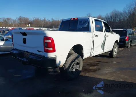 2024 Ram 2500 Tradesman 4X4 6'4 Box из США, поврежденный, VIN 3C6UR5CJ3RG142139